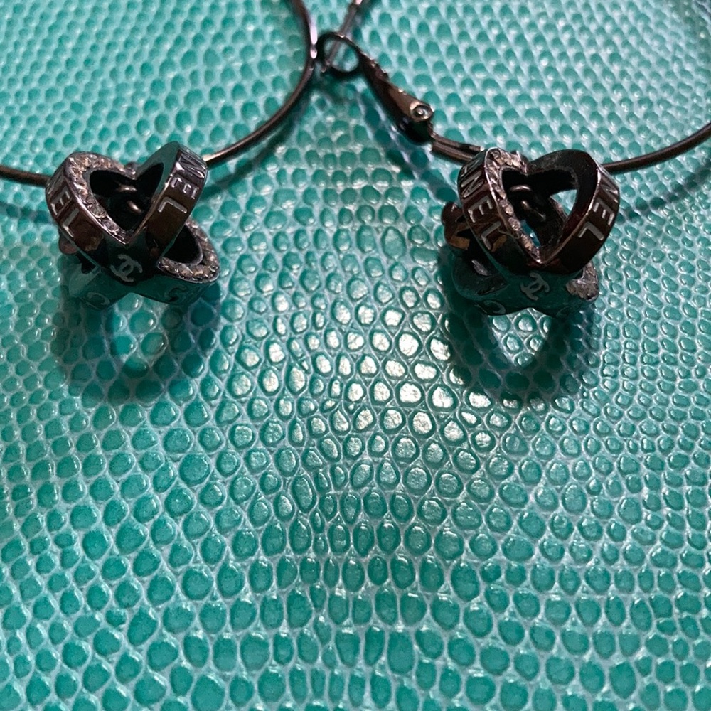 Hoop earrings - Picture 5 of 5